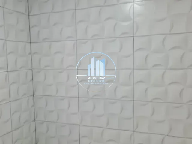 Loja com 220m², para alugar, no bairro Centro em Pouso Alegre
