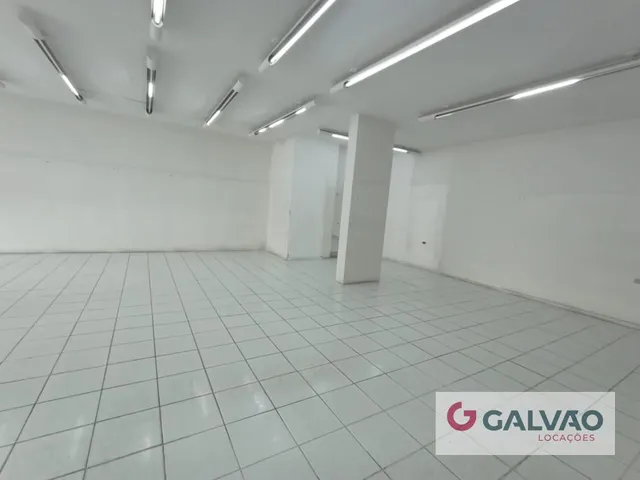 Loja para alugar, no bairro Juvevê em Curitiba