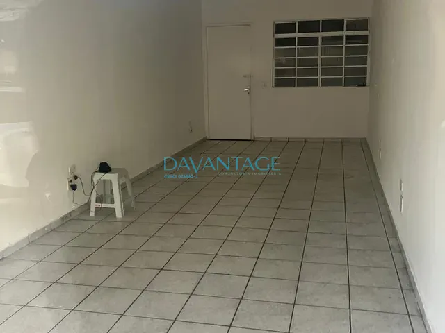 Loja com 45m², para alugar, no bairro Campo Belo em São Paulo