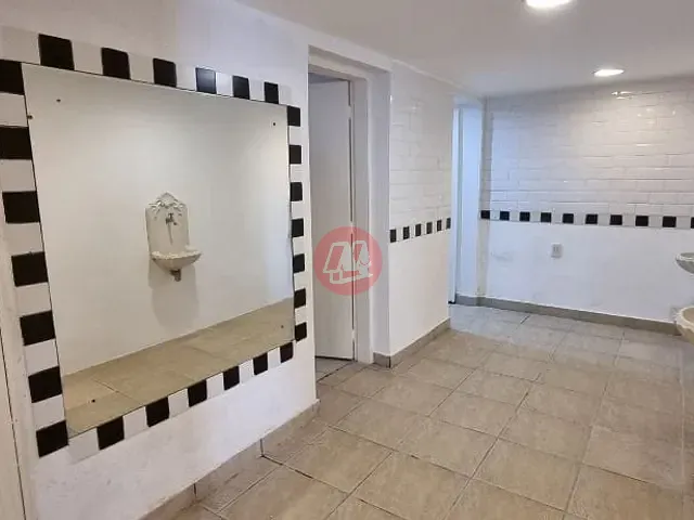 Loja para alugar, no bairro Centro em Porto Alegre