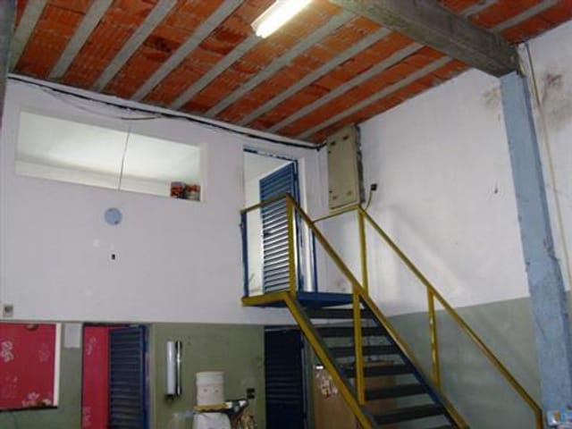 Foto do Loja - Salão comercial à venda, Vila Haro, Sorocaba - SL0259. | Ary Proenca Negócios Imobiliários Ltda