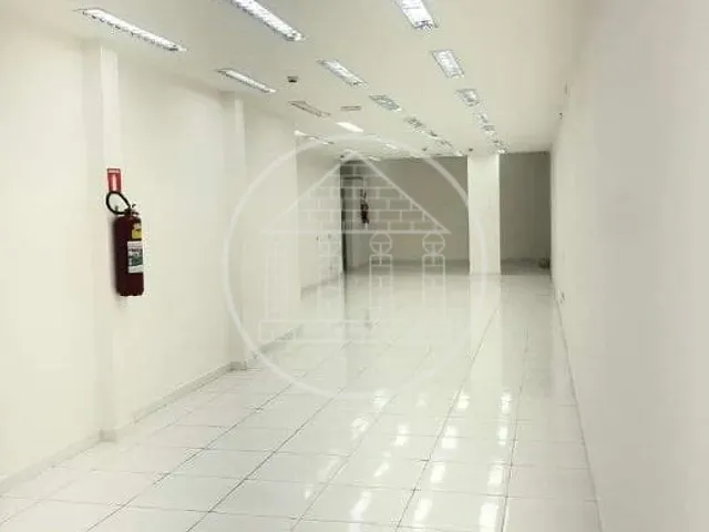 Loja com 140m², para alugar, no bairro Santo Amaro em São Paulo