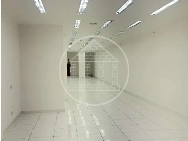 Loja com 140m², para alugar, no bairro Santo Amaro em São Paulo