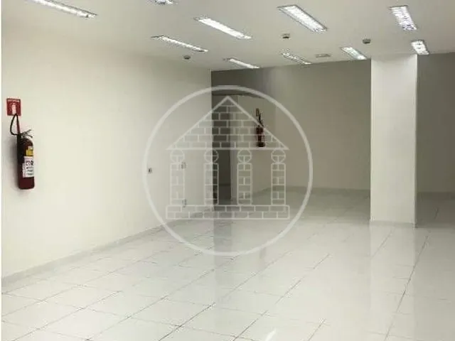 Loja com 140m², para alugar, no bairro Santo Amaro em São Paulo