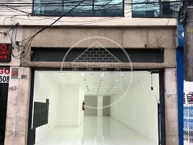 Loja com 140m², para alugar, no bairro Santo Amaro em São Paulo