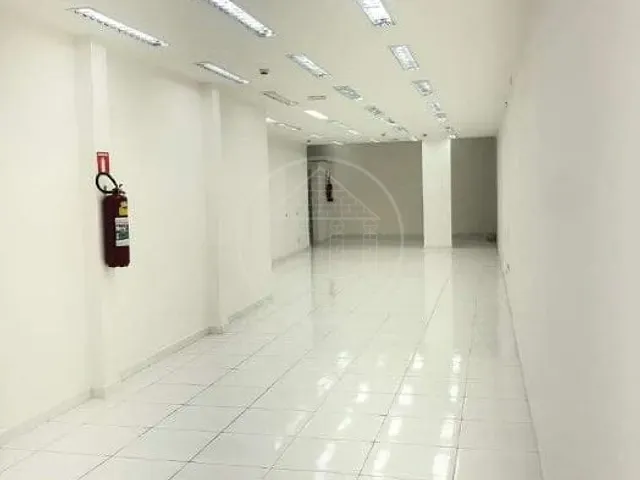 Loja com 140m², para alugar, no bairro Santo Amaro em São Paulo