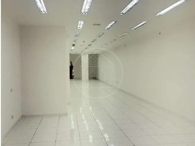 Loja com 140m², para alugar, no bairro Santo Amaro em São Paulo