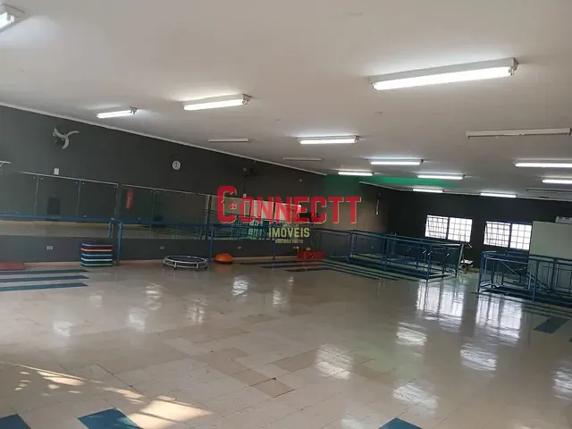 Loja com 250m², à venda, no bairro Parque Anhanguera em Ribeirão Preto
