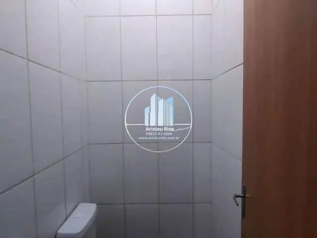Loja com 83m², para alugar, no bairro São Pedro II em Pouso Alegre
