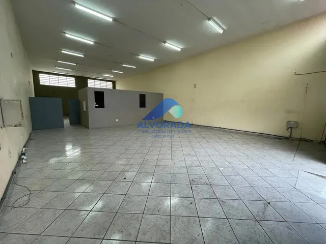 Loja com 200m², à venda ou para alugar, no bairro Centro em Jacareí