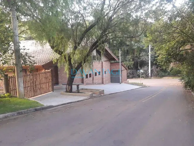 Loja com 2350m², à venda, no bairro Caixa D´Água em Vinhedo