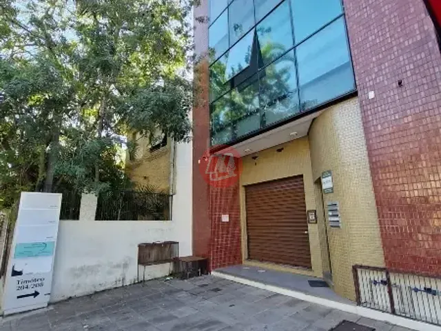 Loja para alugar, no bairro Floresta em Porto Alegre