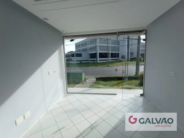 Loja para alugar, no bairro Hugo Lange em Curitiba