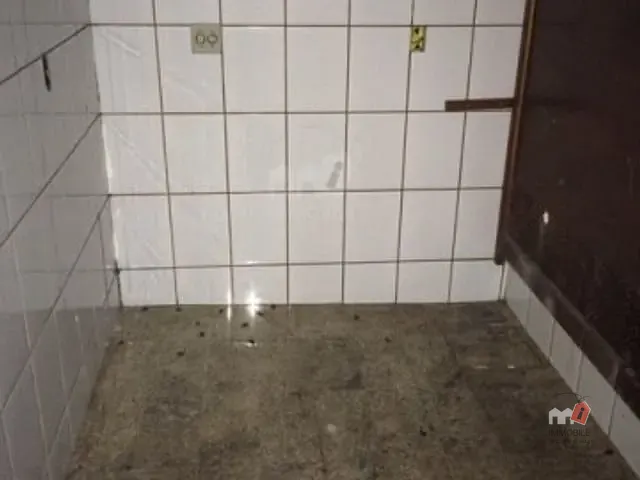 Loja para alugar, no bairro Centro em Petrópolis