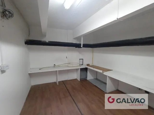 Loja para alugar, no bairro Centro em Curitiba
