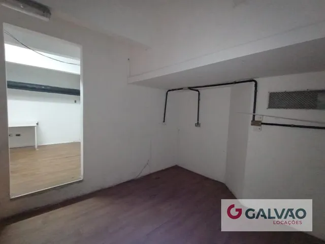 Loja para alugar, no bairro Centro em Curitiba
