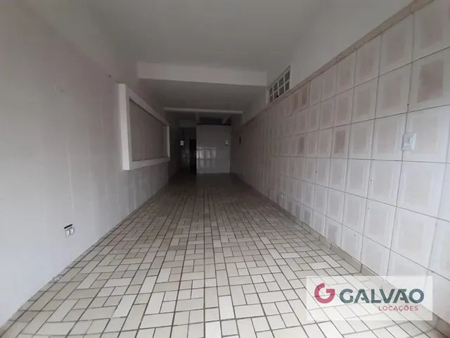 Loja para alugar, no bairro Guabirotuba em Curitiba