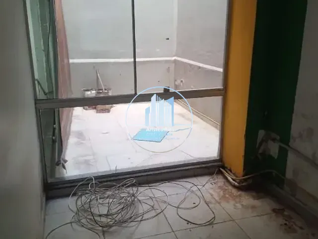 Loja com 200m², para alugar, no bairro Centro em Pouso Alegre