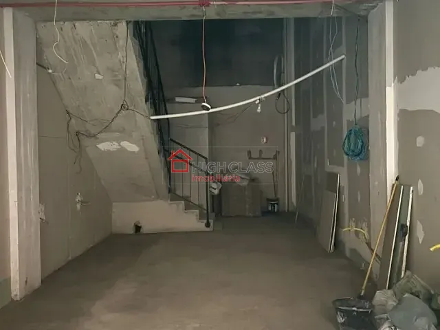 Loja para alugar, no bairro Praia da Costa em Vila Velha