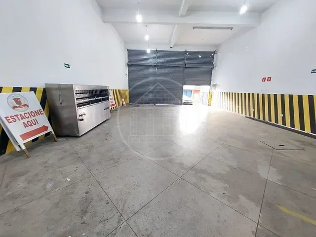 Loja com 230m², para alugar, no bairro Jardim Santa Bárbara em São Paulo