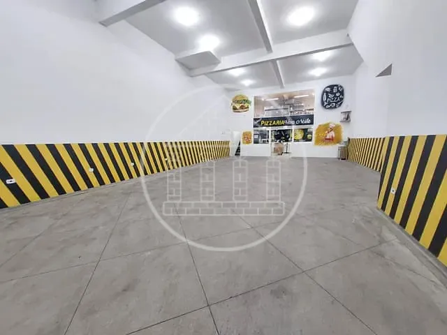 Loja com 230m², para alugar, no bairro Jardim Santa Bárbara em São Paulo