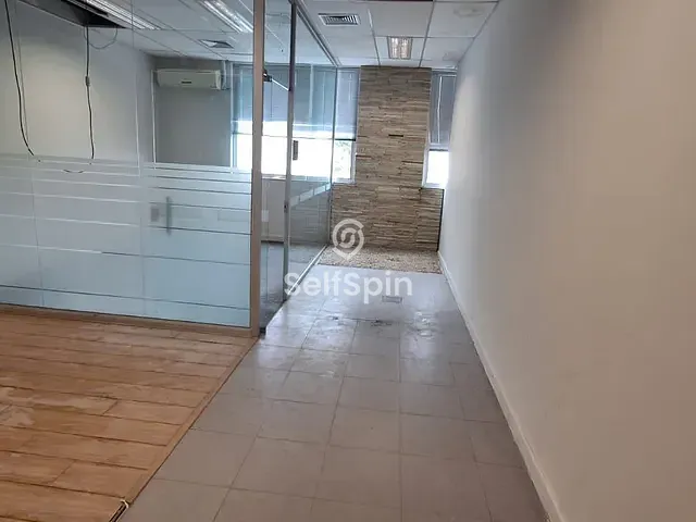 Loja com 915m², para alugar, no bairro Fonseca em Niterói