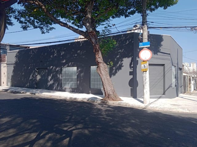 Loja para alugar, no bairro Vila Moinho Velho em São Paulo