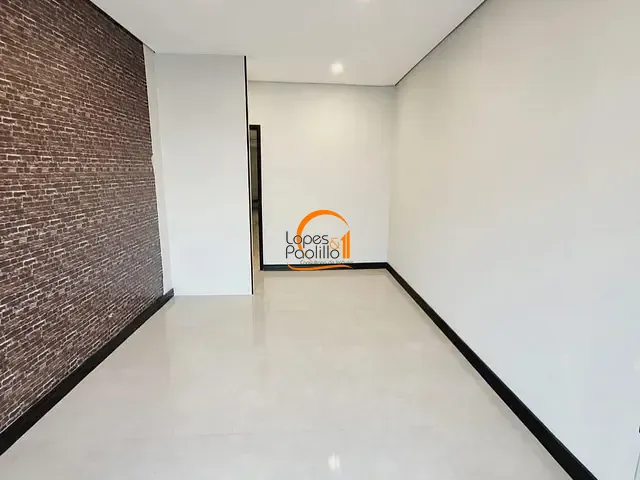 Loja com 160m², para alugar, no bairro Centro em Atibaia