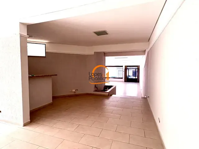 Loja com 500m², à venda, no bairro Alvinópolis em Atibaia