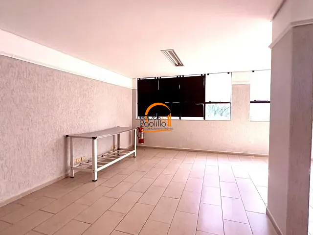 Loja com 500m², à venda, no bairro Alvinópolis em Atibaia