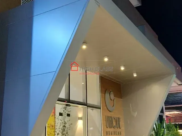 Loja para alugar, no bairro Praia da Costa em Vila Velha