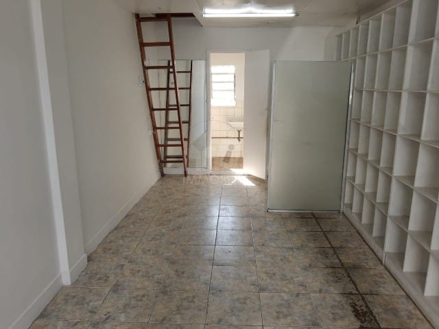 Loja para alugar, no bairro Alto da Serra em Petrópolis