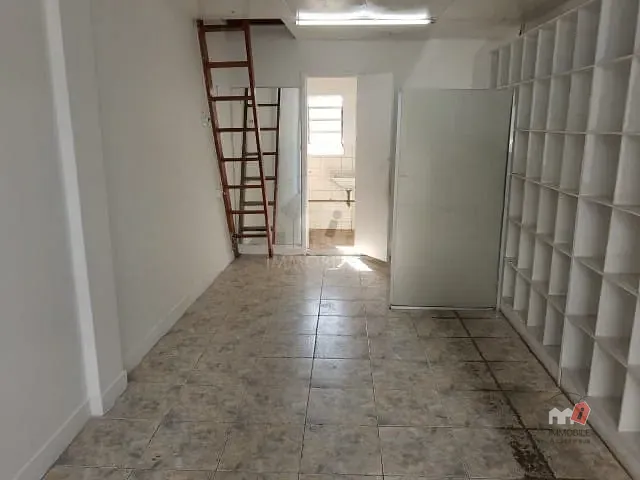 Loja para alugar, no bairro Alto da Serra em Petrópolis