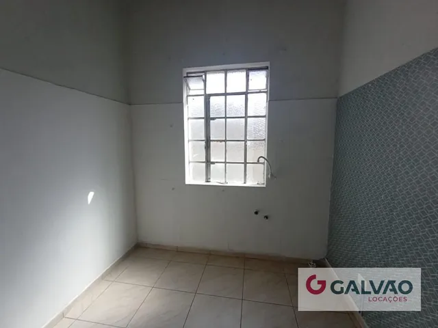 Loja para alugar, no bairro Rebouças em Curitiba