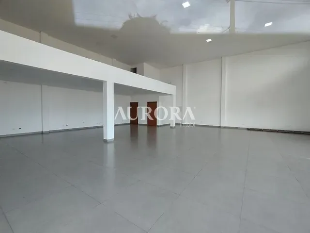 Loja com 380m², para alugar, no bairro Vivi Xavier em Londrina