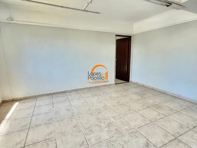 Loja com 200m², para alugar, no bairro Alvinópolis em Atibaia