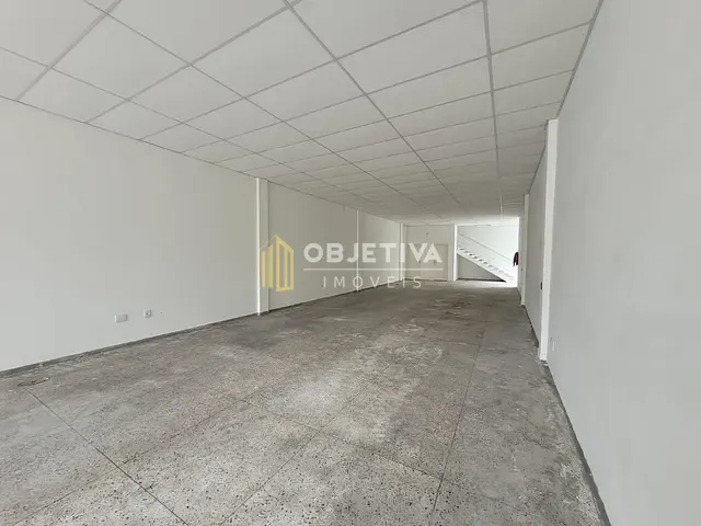 Loja com 253m², para alugar, no bairro Cristo Redentor em Porto Alegre