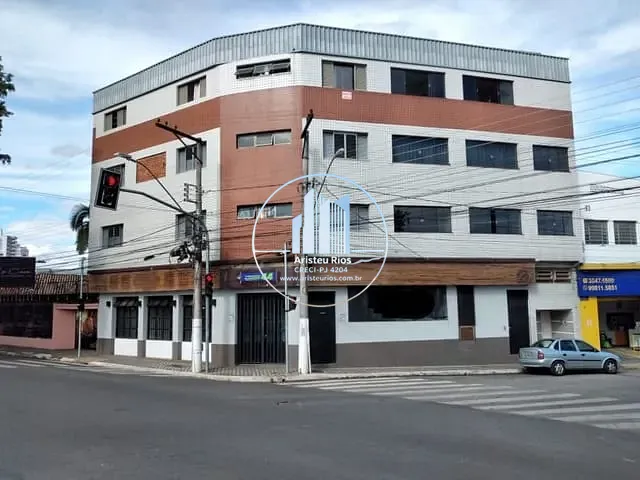 Loja com 257m², à venda, no bairro Centro em Pouso Alegre