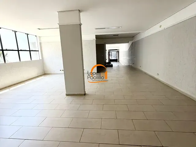 Loja com 500m², para alugar, no bairro Alvinópolis em Atibaia