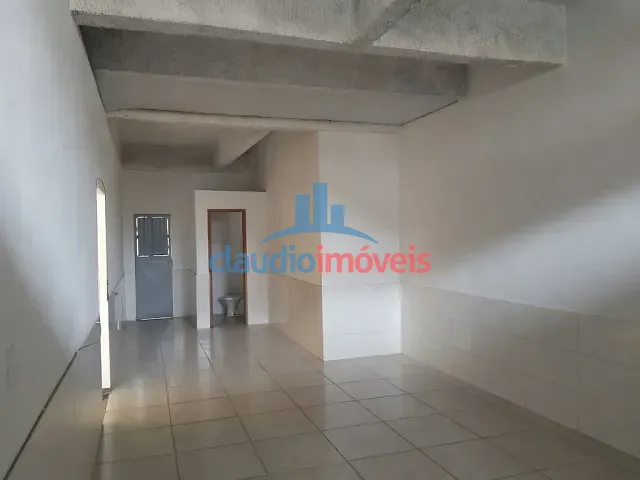 Loja para alugar, no bairro Colônia Santo Antônio em Barra Mansa