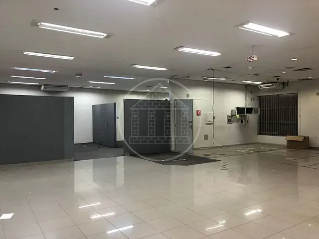 Loja com 500m², para alugar, no bairro Indianópolis em São Paulo