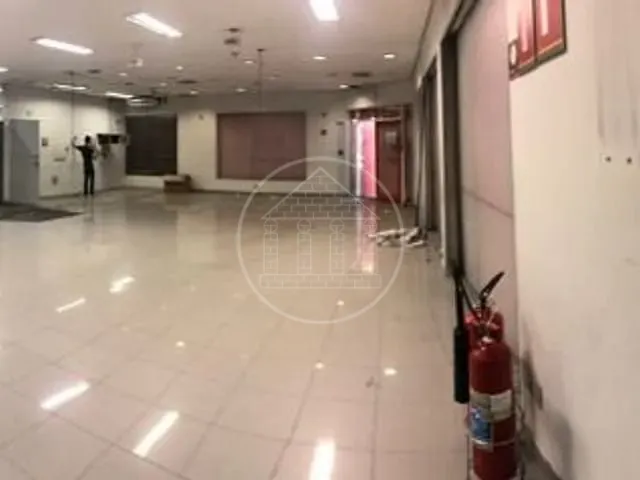 Loja com 500m², para alugar, no bairro Indianópolis em São Paulo