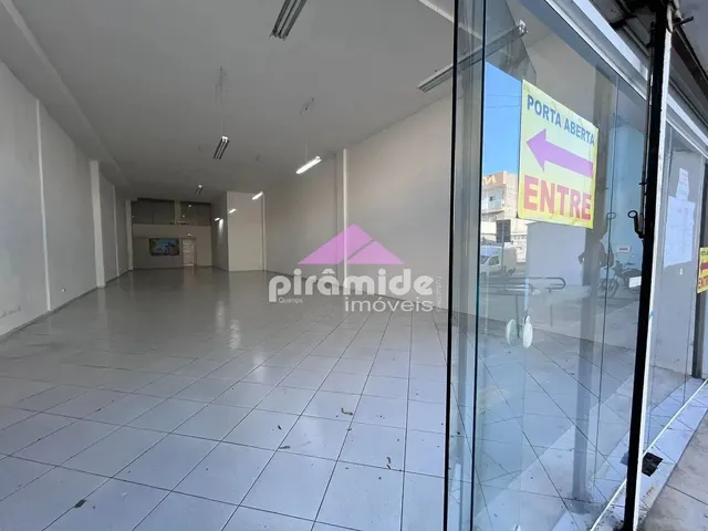 Loja com 10m², para alugar, no bairro Centro em Caraguatatuba