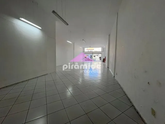 Loja com 10m², para alugar, no bairro Centro em Caraguatatuba