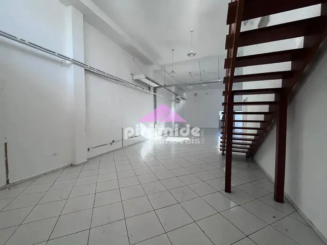 Loja com 10m², para alugar, no bairro Centro em Caraguatatuba