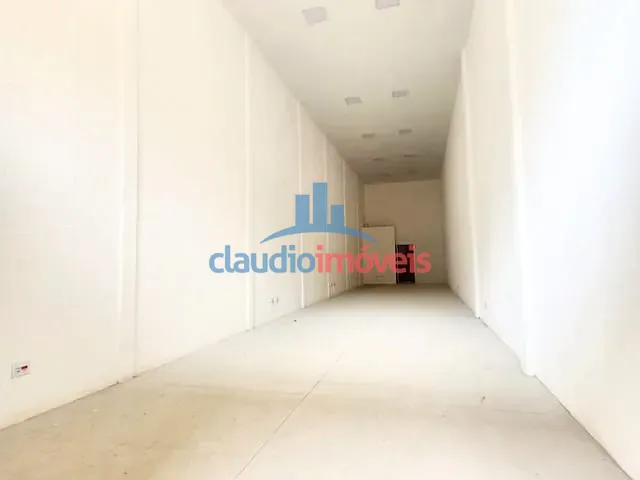 Loja para alugar, no bairro Ano Bom em Barra Mansa