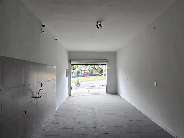 Loja para alugar, no bairro Vila Trujillo em Sorocaba