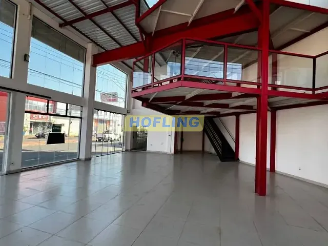 Loja com 231m², para alugar, no bairro Centro em Rio Claro
