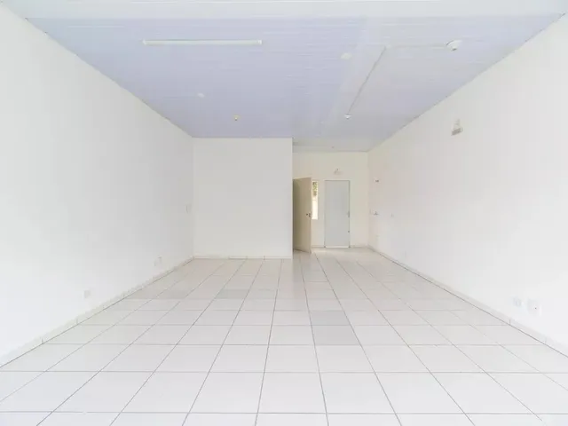 Loja para alugar, no bairro Cidade Industrial em Curitiba