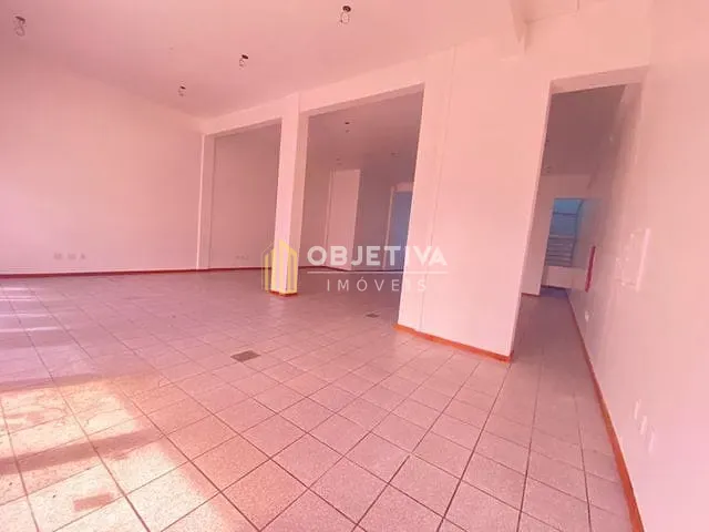 Loja com 415m², para alugar, no bairro Centro em Novo Hamburgo